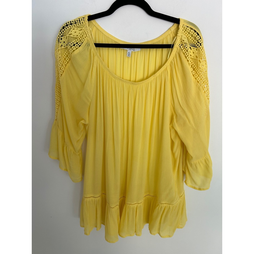 Fever Yellow Crochet Lace Boho Blouse XL 3/4 Bell Sleeve Rayon Ruffle Hem Top